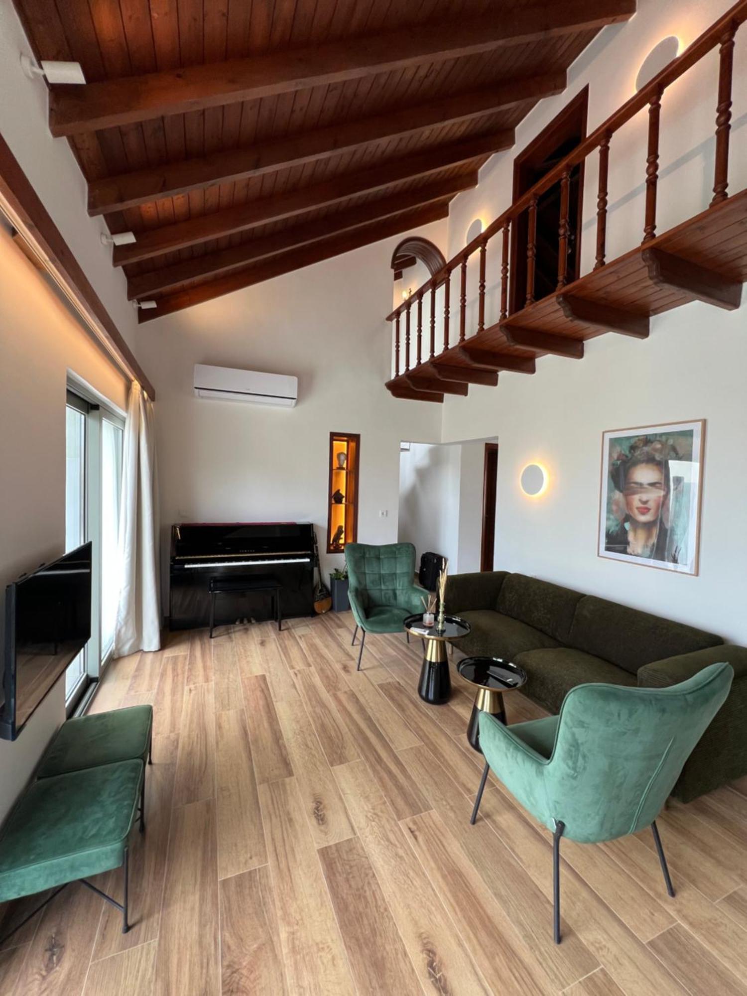 Chania Living Stories Villa With Piano Zewnętrze zdjęcie